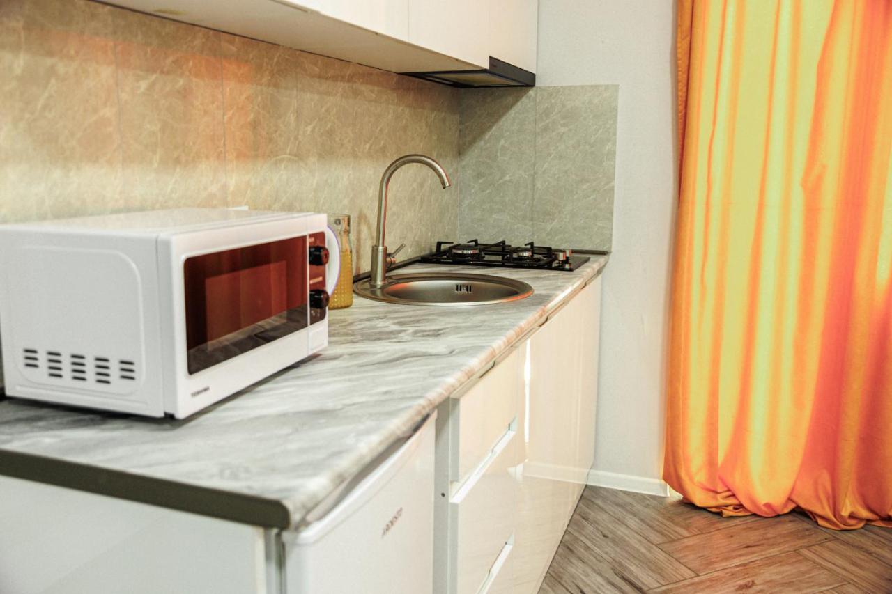 Apartment "B" With A Separate Bedroom Tbilisi Luaran gambar