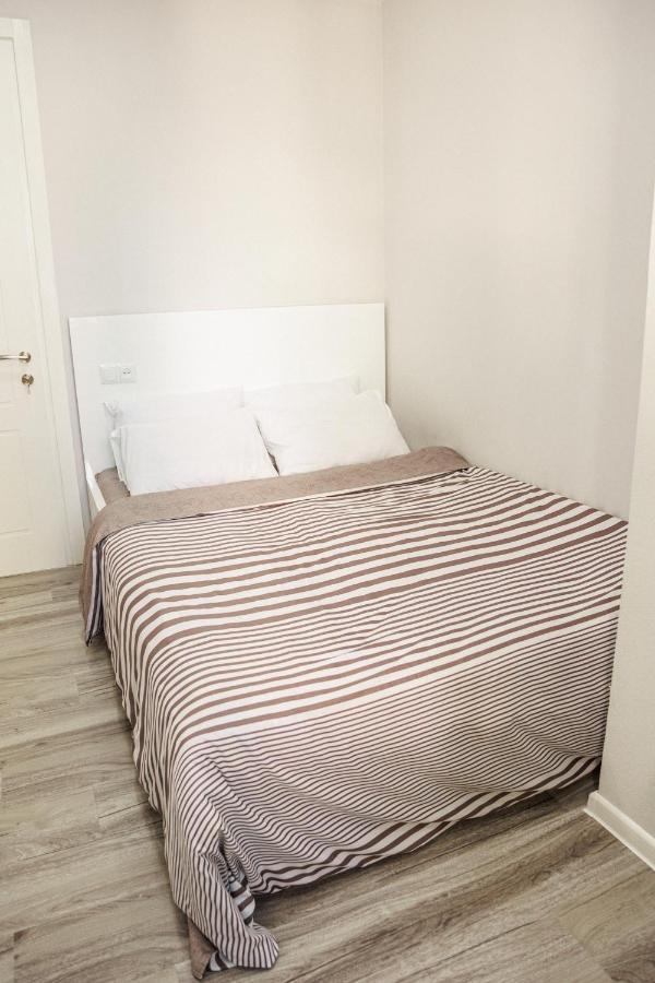 Apartment "B" With A Separate Bedroom Tbilisi Luaran gambar